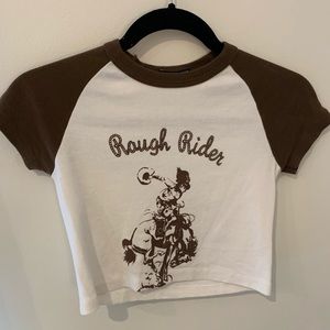 Brandy Melville Graphic Crop top